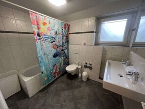 House | Bathroom