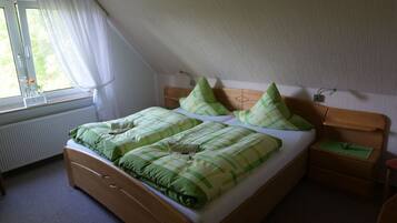 Rumah | 3 kamar tidur dan dilengkapi dengan perabotan berbeda-beda