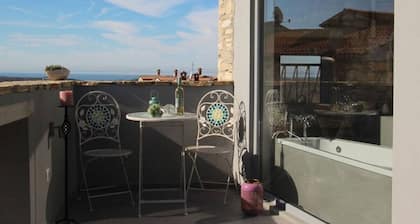Villa Emalia Comfortable Holiday Residence