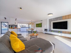 Living area - Villa Incanto Comfortable Holiday Residence (Medulin)