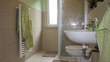 Ferienhaus | Badezimmer
