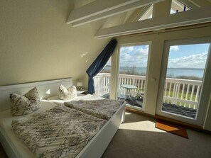 Mobile Unterkunft | 3 Schlafzimmer, individuell eingerichtet, Bügeleisen/Bügelbrett