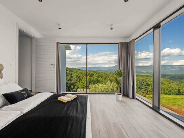 빌라 | 8 개의 침실, 각각 다르게 가구 비치