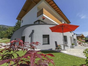 Mobile Home | Dining