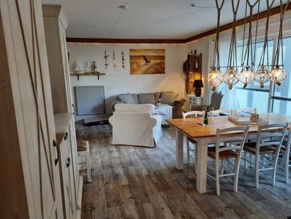 Dining - Nautik Comfortable Holiday Residence (Cuxhaven)