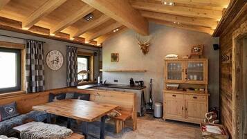 House | Private kitchen