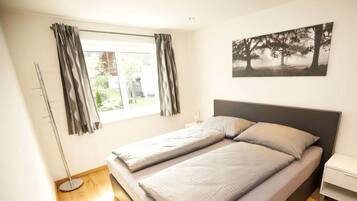 House | 2 bedrooms, individually furnished