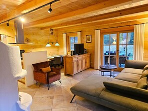Chalet | Living area