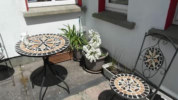 House | Dining