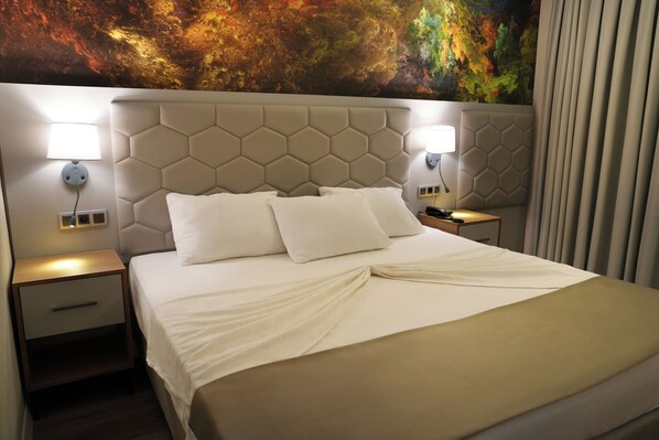 Standard Double or Twin Room, Garden View | Desk, laptop workspace, free WiFi - Dayman Hotel (Midyat)