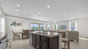 Interior - 5 Bedrooms/ 4.5 Bathrooms/ Encore (7434 MA) (Kissimmee)