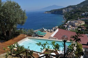 Alberca al aire libre 