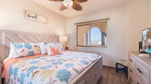 Condo, Multiple Beds, Balcony, Ocean View (Princesa De Peñasco B 508) | 3 bedrooms, individually decorated, individually furnished - Princesa De Penasco (Puerto Peñasco)