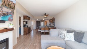 Appart'hôtel, plusieurs lits, balcon, vue océan (Princesa De Peñasco B 508) | Coin séjour