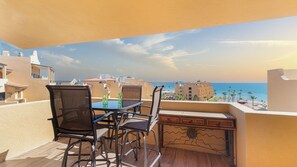 Condo, Multiple Beds, Balcony, Ocean View (Princesa De Peñasco B 508) | Outdoor dining - Princesa De Penasco (Puerto Peñasco)