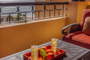 Condo, Multiple Beds, Balcony, Ocean View (Princesa De Peñasco B 503) | Property grounds