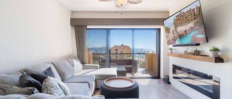 Condo, Multiple Beds, Balcony, Ocean View (Princesa De Peñasco B 508) | Living area