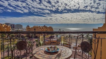 Apartamento, varias camas, balcón, vistas al mar (Princesa De Peñasco B 503)