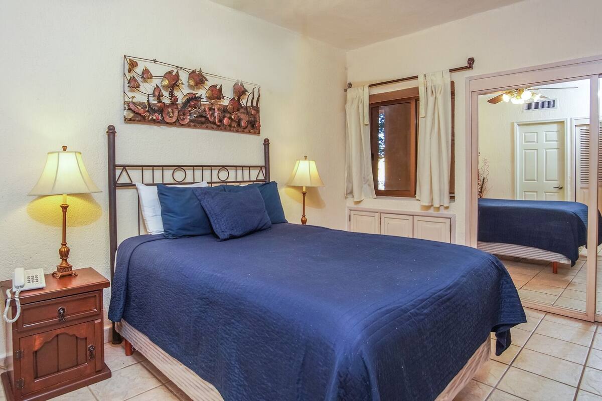 1 habitación, decoración personalizada y muebles diferentes