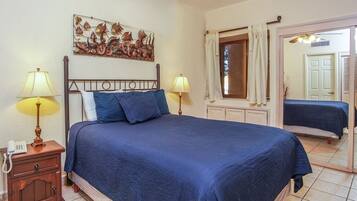 1 habitación, decoración personalizada y muebles diferentes