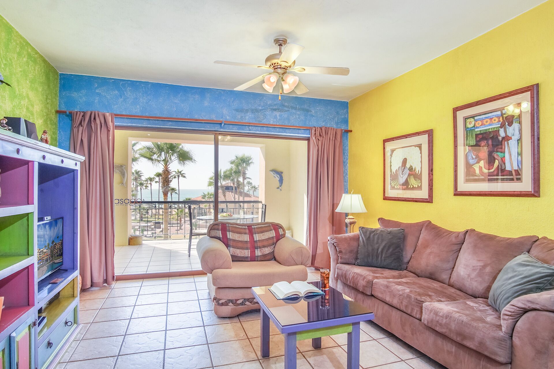 Appart'hôtel, 1 très grand lit et 1 canapé-lit, balcon, vue océan (Princesa De Peñasco D 204) | Coin séjour | Station d'accueil MP3