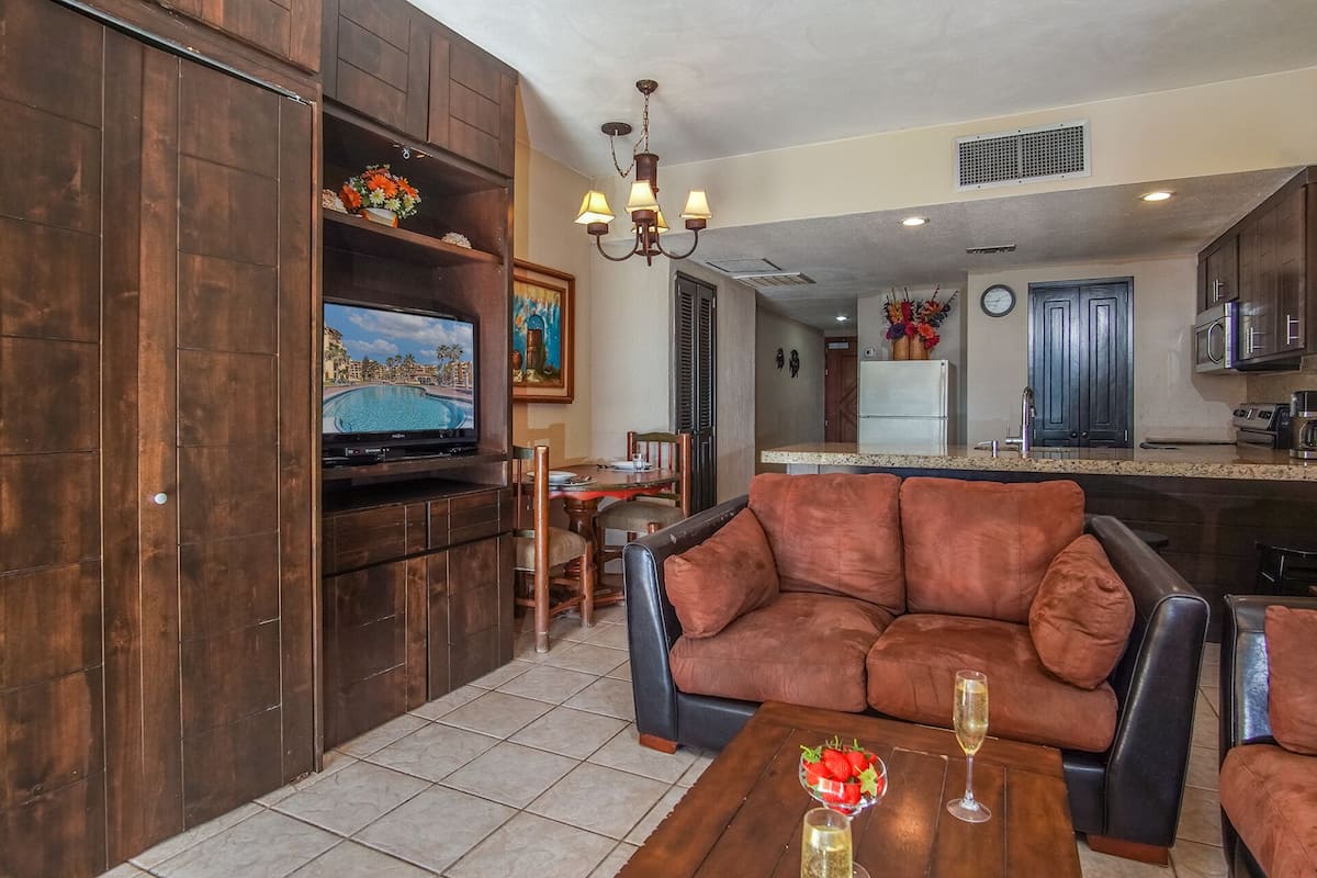 Condo, 1 Queen Bed with Sofa bed, Balcony, Ocean View (Princesa De PeƱasco C 205) | Living area | MP3 dock
