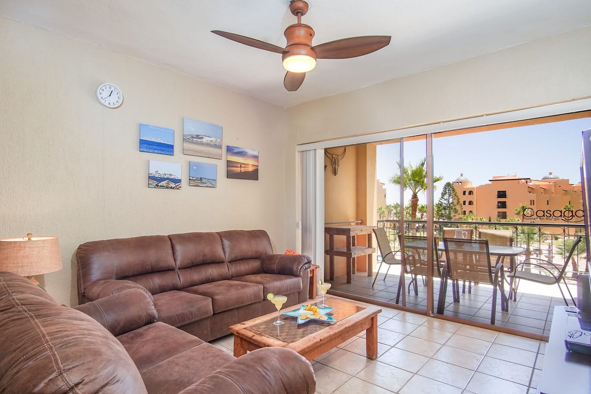 Appartement, 2 queensize bedden, balkon, uitzicht op zee (Princesa De Peñasco B 306) | Woonruimte | Een mp3-dock