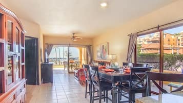 Condo, Multiple Beds, Balcony, Pool View (Princesa De Peñasco E 101) | Dining