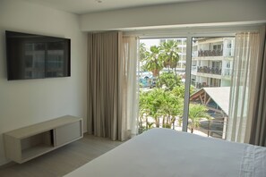 スーペリア ダブルルーム | 1 室のベッドルーム、セーフティボックス (室内)、遮光カーテン、WiFi (無料)