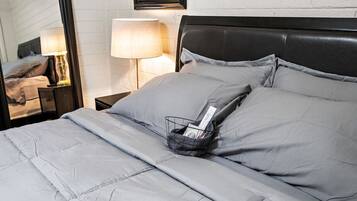 2 Schlafzimmer, Schreibtisch, Bügeleisen/Bügelbrett, kostenloses WLAN