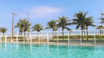 Udendørs pool