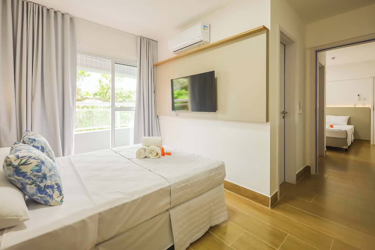 Laptopgeeigneter Arbeitsplatz, schallisolierte Zimmer, kostenloses WLAN