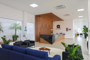 Reception - Tri Hotel Praia Grande (Praia Grande)