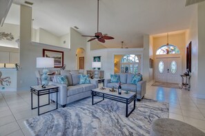 TV - VRCC Villa Mermaid Cove (Cape Coral)