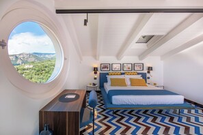 1 bedroom, desk, free WiFi, bed sheets