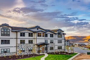 Exterior - Located within the premier Mayflower community Deer Valley East Village (Daniel)