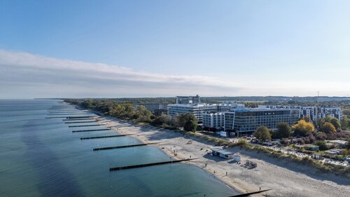Sea Breeze Refugium Private Suite in the Marine Hotel - Quiet & comfortable!