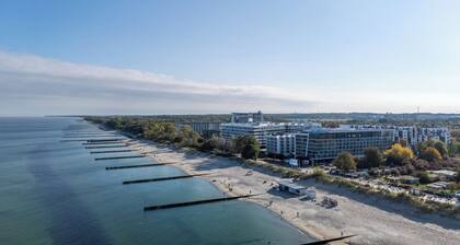 Sea Breeze Refugium Private Suite in the Marine Hotel - Quiet & comfortable!