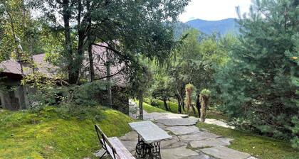 Spacious 5-bedroom villa in welcoming Szczawa with WiFi, AC