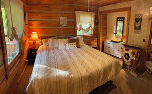 2 chambres, bureau, fer et planche à repasser, accès au Wi-Fi (inclus)