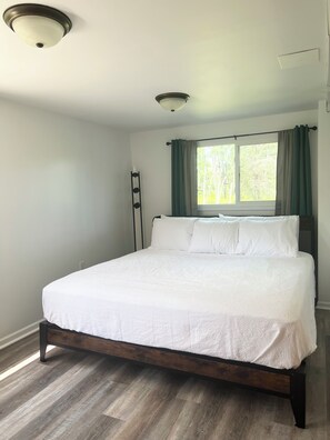 4 chambres, fer et planche à repasser, Wi-Fi, draps fournis