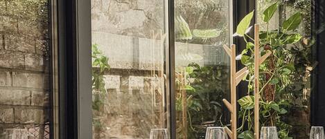 Hádegisverður og kvöldverður í boði, austur-evrópsk matargerðarlist