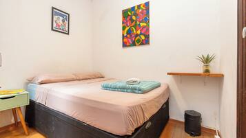 Suite | Soundproofing, iron/ironing board, free WiFi