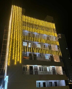 Restaurant - Three Points Residency (Tirupporur)