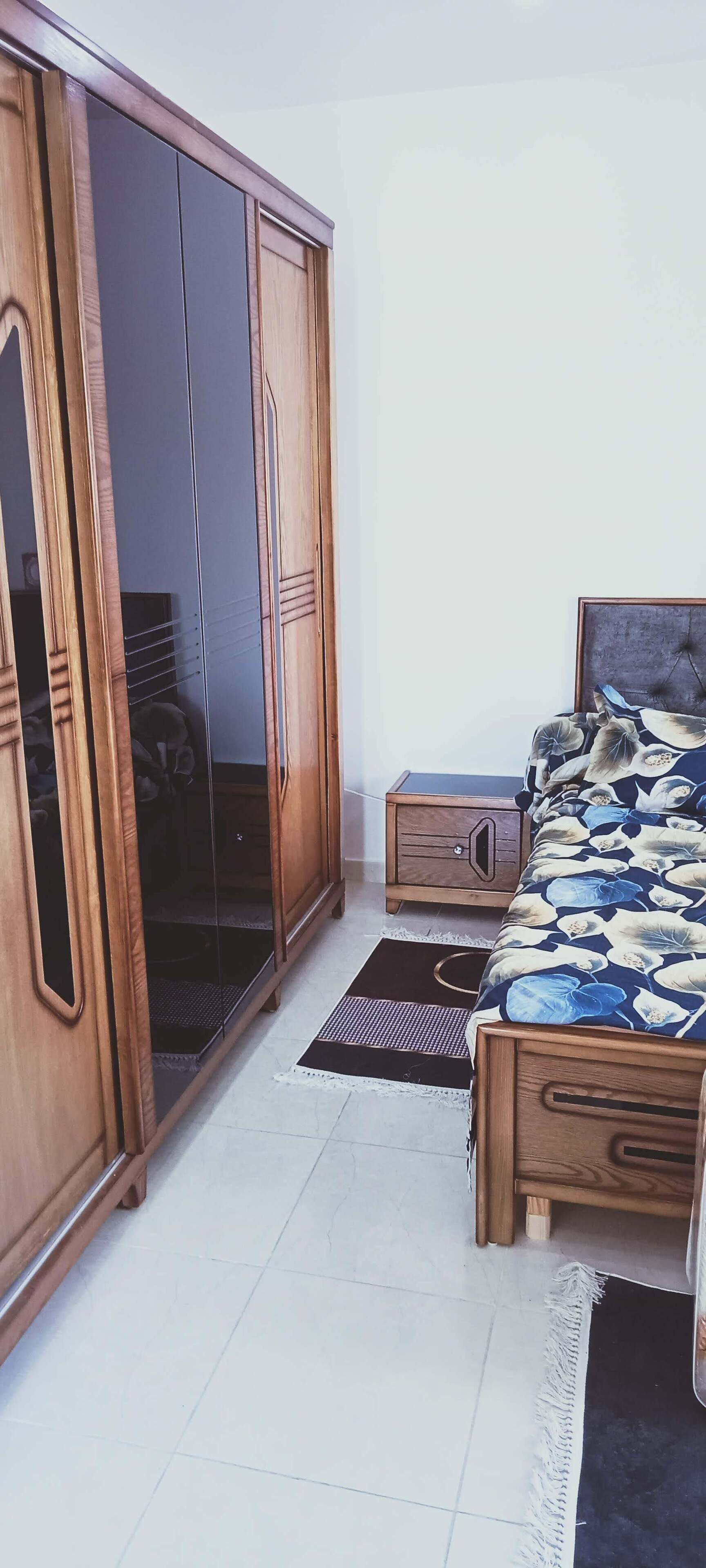 2 dormitorios, tabla de planchar con plancha, wifi gratis y ropa de cama