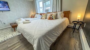 Iron/ironing board, WiFi