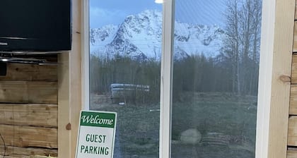 Beautiful Butte BNB 1-bedroom apartment in fantastic Palmer with WiFi.