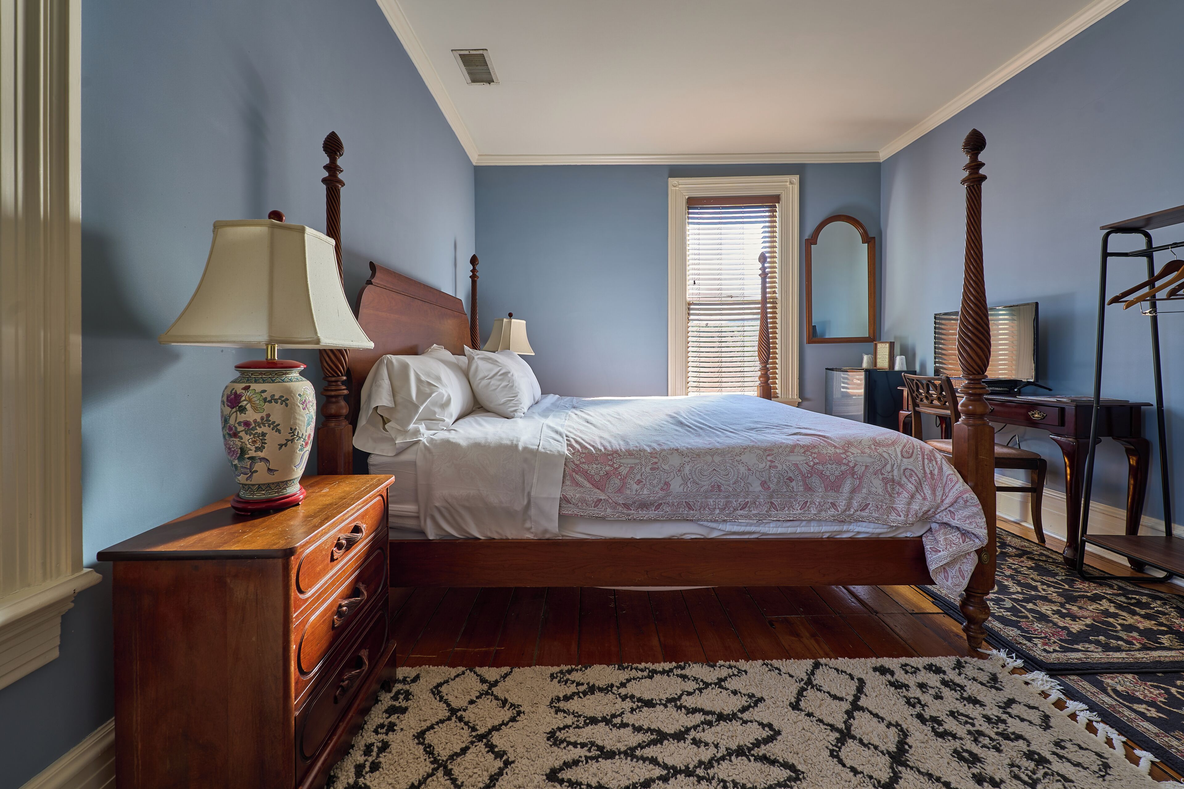 Room (5) | Iron/ironing board, free WiFi