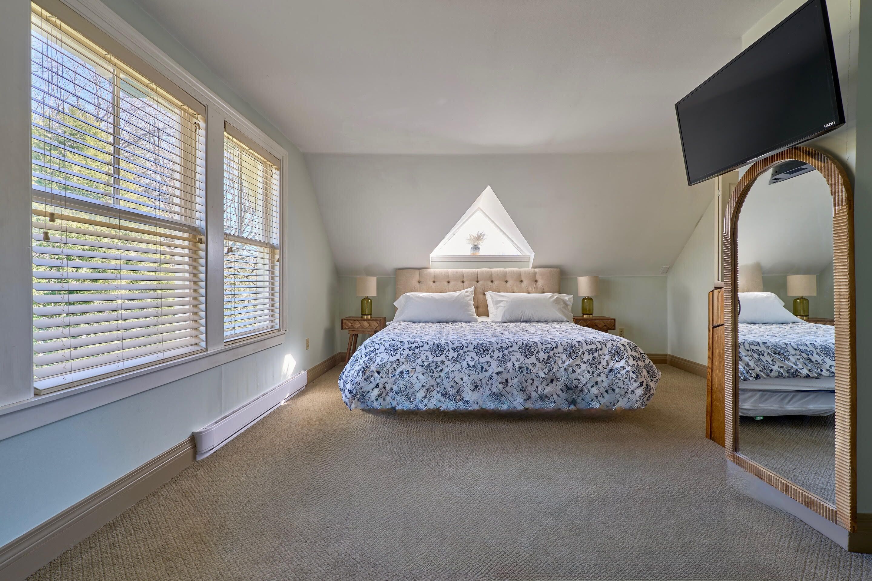 Room | Iron/ironing board, free WiFi