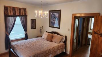 4 dormitorios, tabla de planchar con plancha, wifi y ropa de cama